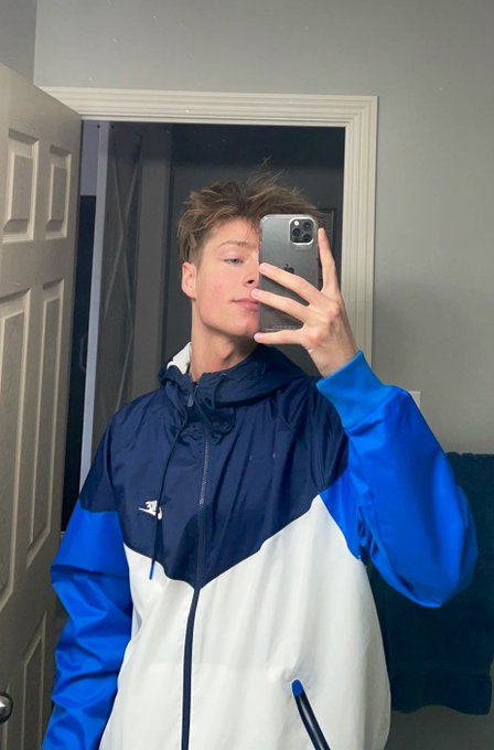 1 pic. Rt if u want sum nudes ?? https://t.co/l6F3vV6xXu