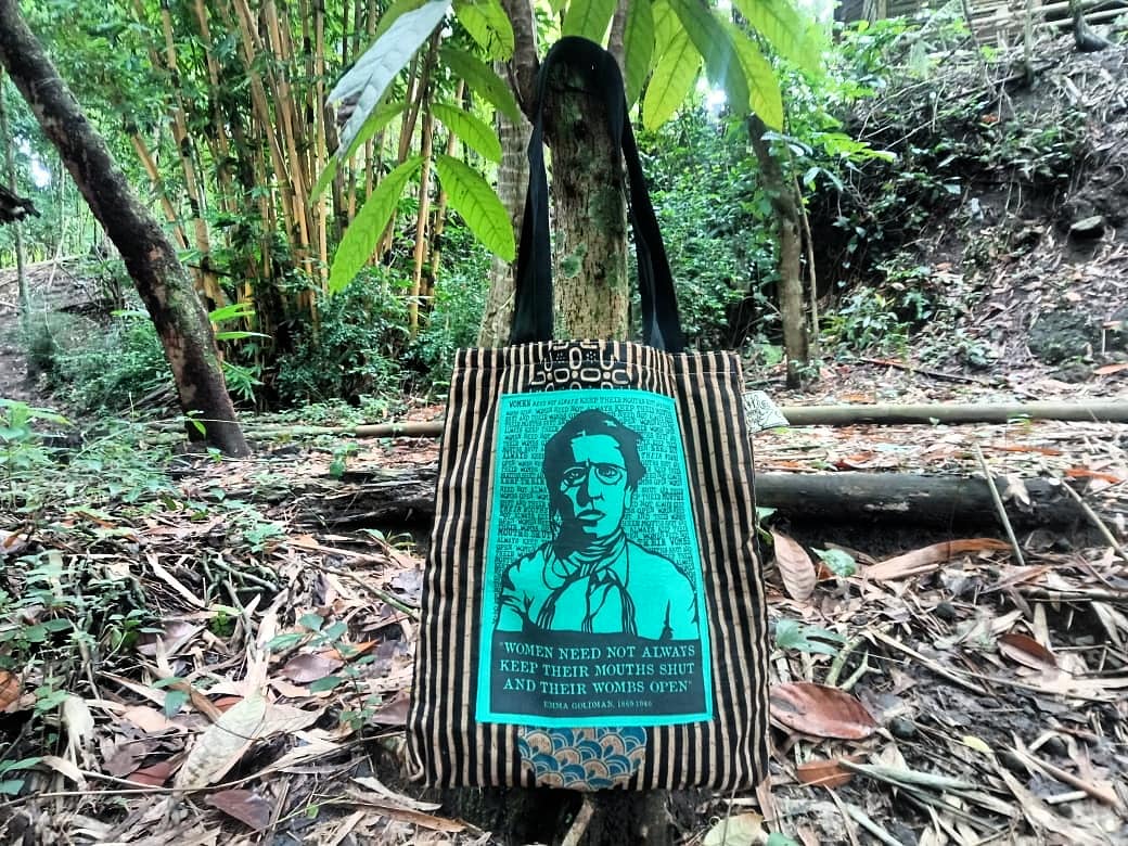 Upcycle Totebag
<a href="/75k/">cathy ong</a>
Bisa chek langsung Instagram @katalog_needleandbitch
#totebag #bags #pencilcase #katalog #needleandbitch #activism #ethicalfashion #handmade #screenprinting #collective #earthfirst #environmentalism #queers  #bodyauthority #tubuhkuotoritasku