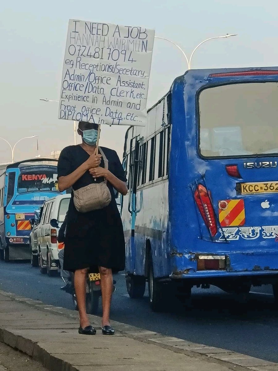 Ericmalalah's tweet photo. Seen this lady along thika road today..retweet widely https://t.co/4F0zKaHsl6