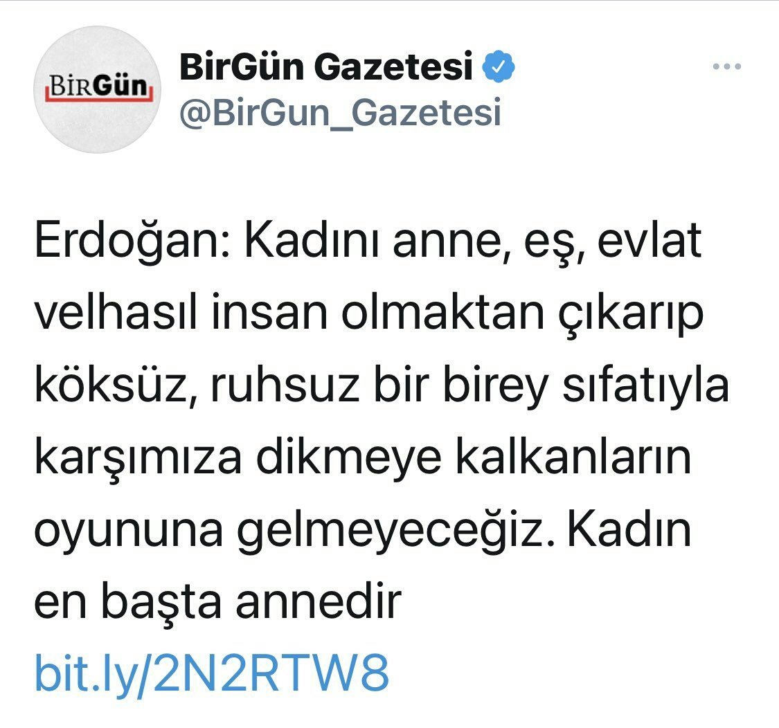 Serdar Saraç bir KADINA bir ANNE'ye ağza alınmayacak hakaretler etti !
Üstelik milli değerimiz olan TÜRK BAYRAĞIMIZIN yanında video çekerek 
Gerçekten sözlerinizde samimiyseniz
#serdarsaractutuklansın bi zahmet!
Ha bir de #MHPKAPATILSIN yerine AVM açılsın.. zira içi p.slik dolu!