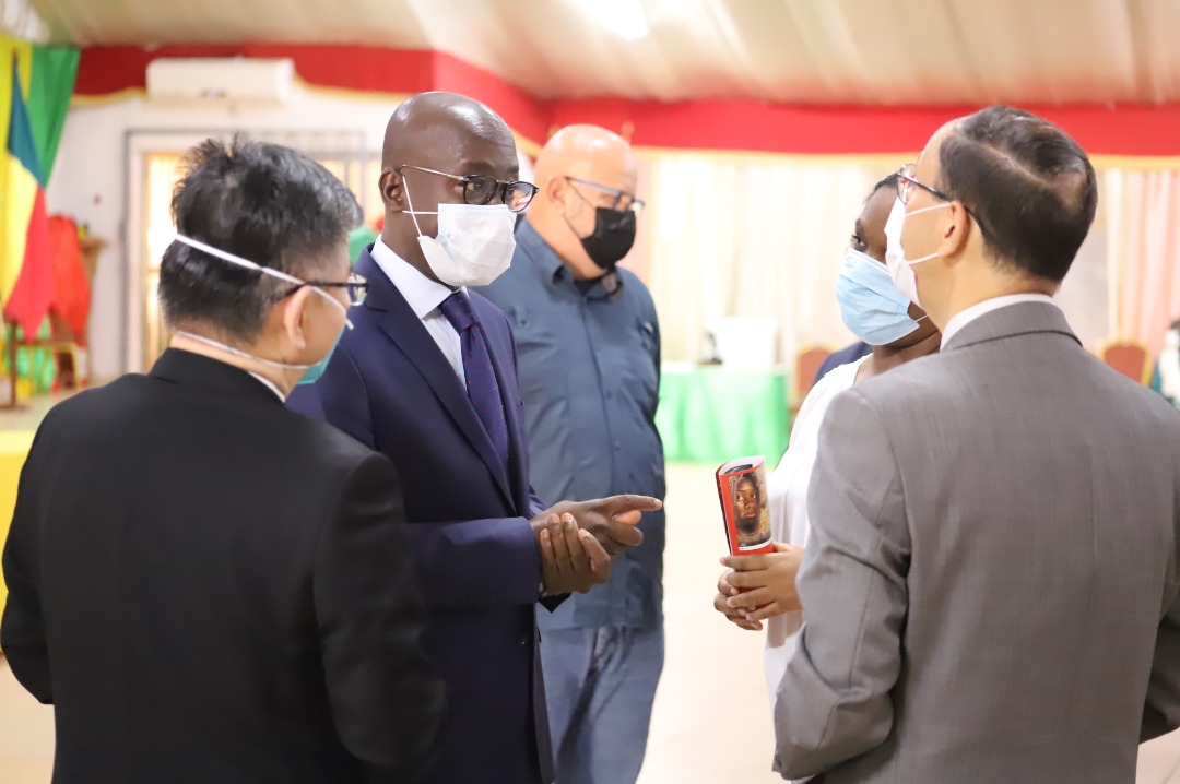 gouvbenin's tweet photo. Organisation de la « Semaine du cinéma Vénézuélien » à l’UAC : Un catalyseur à l’ambition de faire du Bénin un pôle majeur du cinéma en Afrique 

https://t.co/iya13sDHRM https://t.co/XRI4VEphH7