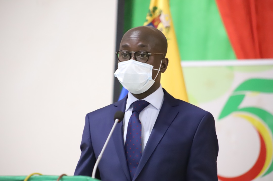 gouvbenin's tweet photo. Organisation de la « Semaine du cinéma Vénézuélien » à l’UAC : Un catalyseur à l’ambition de faire du Bénin un pôle majeur du cinéma en Afrique 

https://t.co/iya13sDHRM https://t.co/XRI4VEphH7