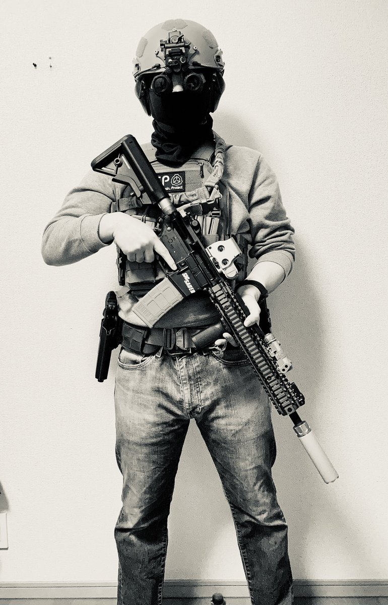 SCP財団装備をしてみました。 SCPの世界観をサバゲーに取り入れてみて