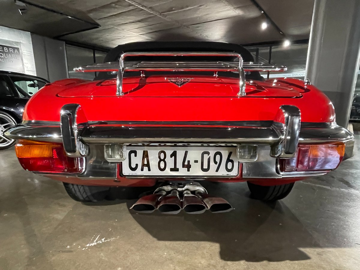 For the love of cars! 🏎️
View the latest arrivals of classic and collectable automobiles at Zebra Square Gallery. Which would you choose to drive away in today?
 
Find them in the parking on Level 4!

#MadeToEnjoy #ZebraSquareGallery #LoveHPC