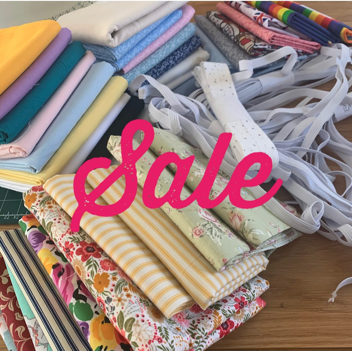 Sew_Fabrics_'s tweet photo. You might have seen our Sale page has disappeared. 

This is because we’re getting ready to put all our roll end bundles online, along with some discontinued fabrics.

The Sale page will reopen on Friday evening 8pm.

Set your reminders 🙌🏻😆 https://t.co/JLPmsemiBz