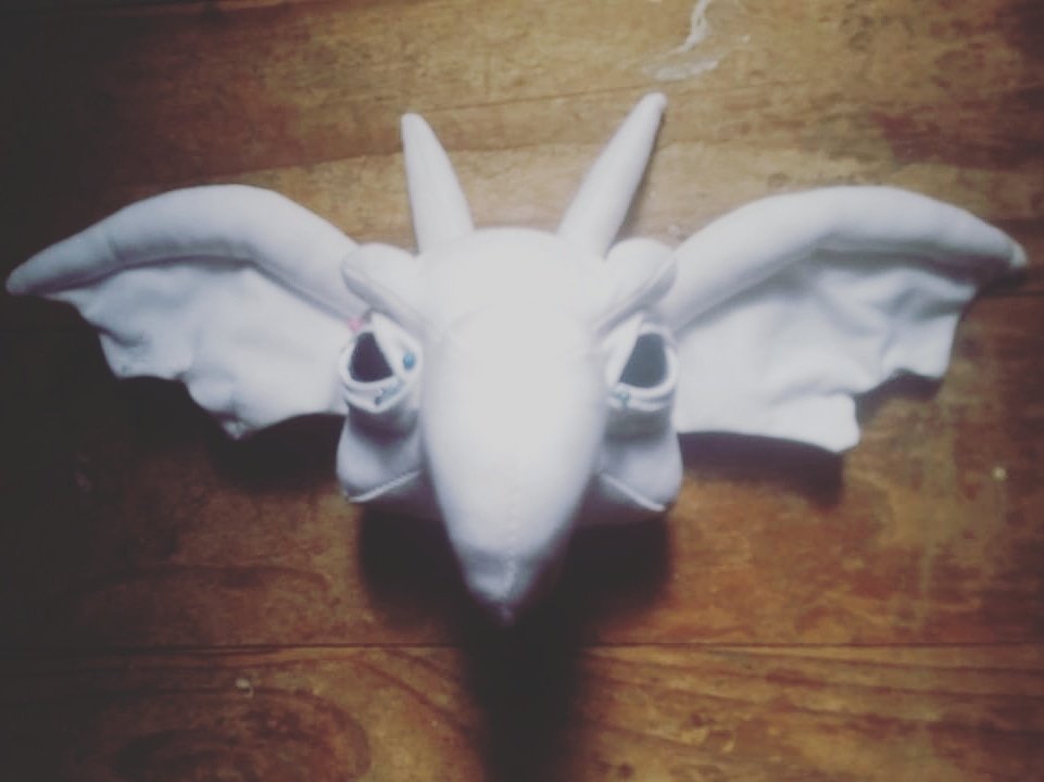 Ripleycatco's tweet photo. To Dragon.... Or To Dragon... ❤️
.
#ripleycatco #artist #sculptor #textileartist #dragon https://t.co/HepfmpCaZV
