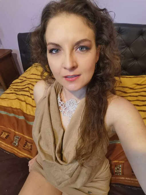 Coucou 😍 https://t.co/SqvREIH9gk
