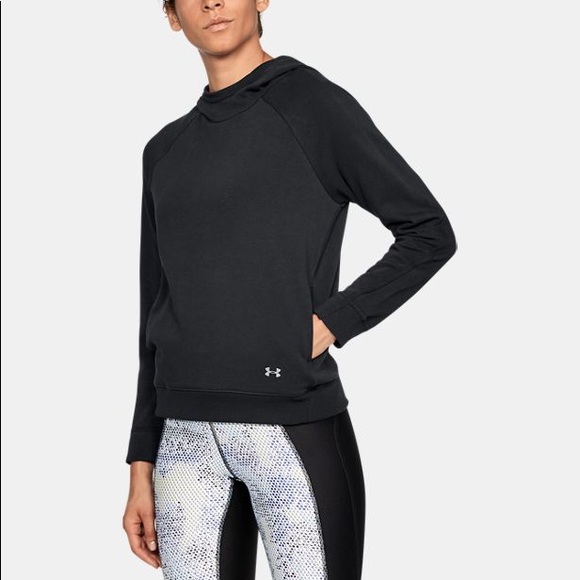 MaisonMikeva's tweet photo. So good I had to share! Check out all the items I'm loving on @Poshmarkapp #poshmark #fashion #style #shopmycloset #underarmour: https://t.co/iYQTJd99Vi https://t.co/T1l1JP1Y0r