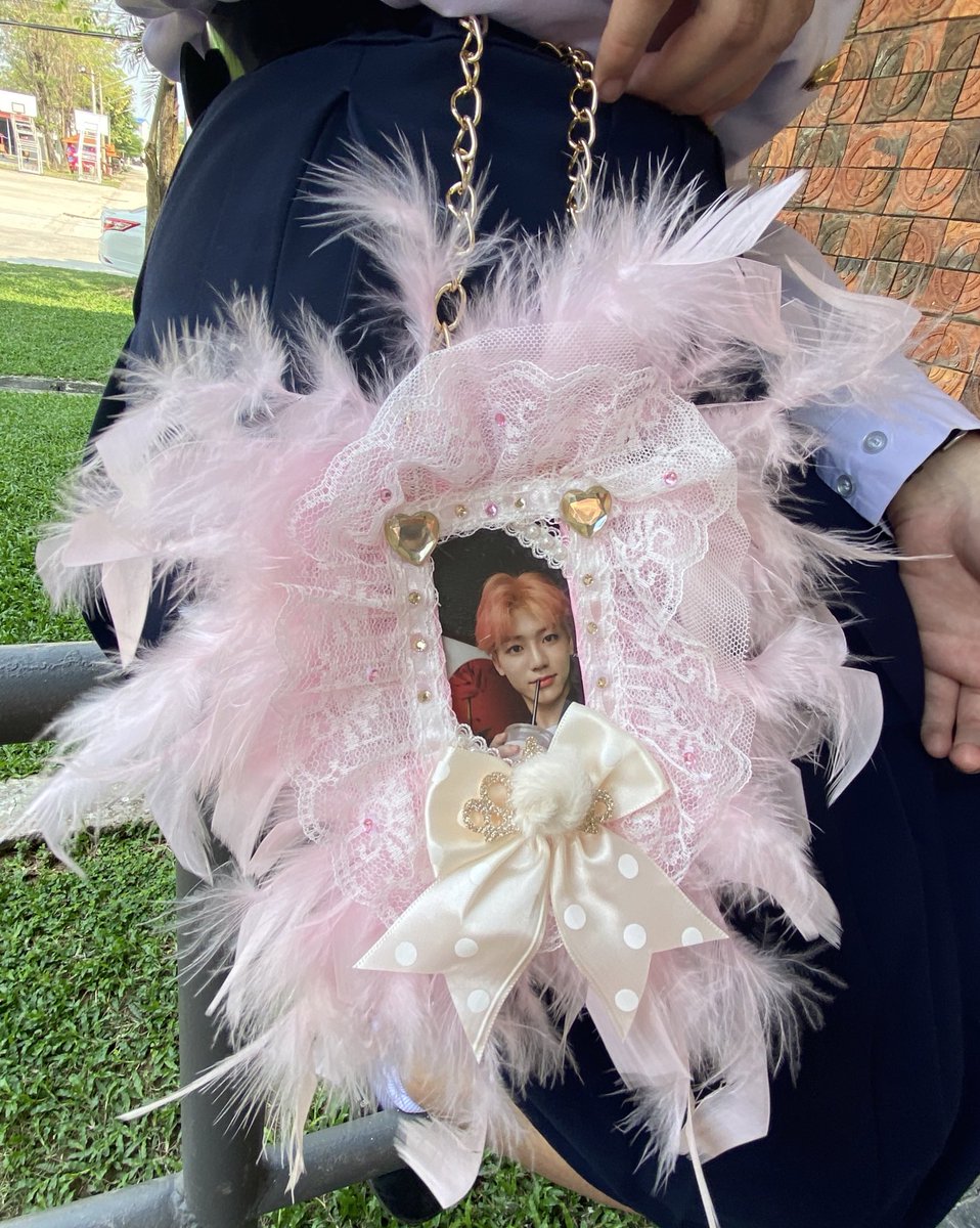 ถือคติ เสียเงินไม่ว่า เสียหน้าไม่ได้