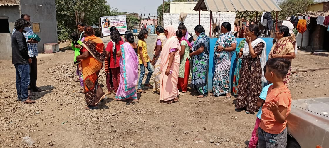 DaundRc's tweet photo. “Where there is a woman, there is magic.” Ntozake Shange
On 8th march eve of International Women's Day we Rotaract Club of Daund College conducted our second mask donation drive where in we donated 100 mask to Women's
#8March
#womensday2021
#maskdonation
#RCODC https://t.co/b75a3JxU3z