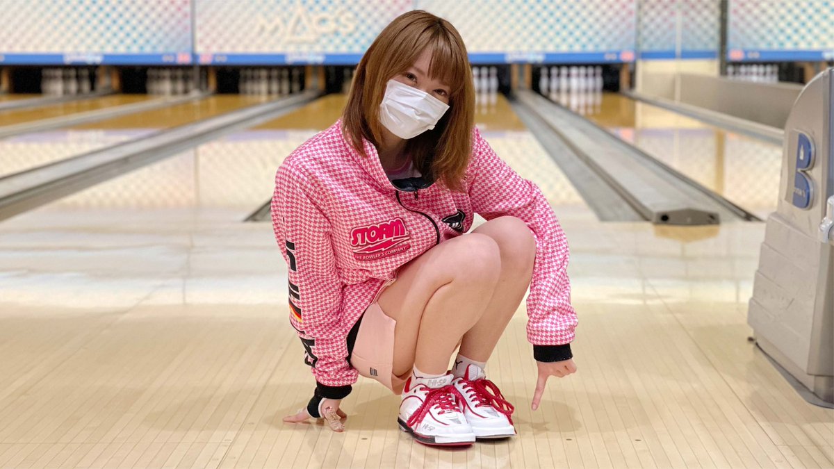 ボーリング パンチラ