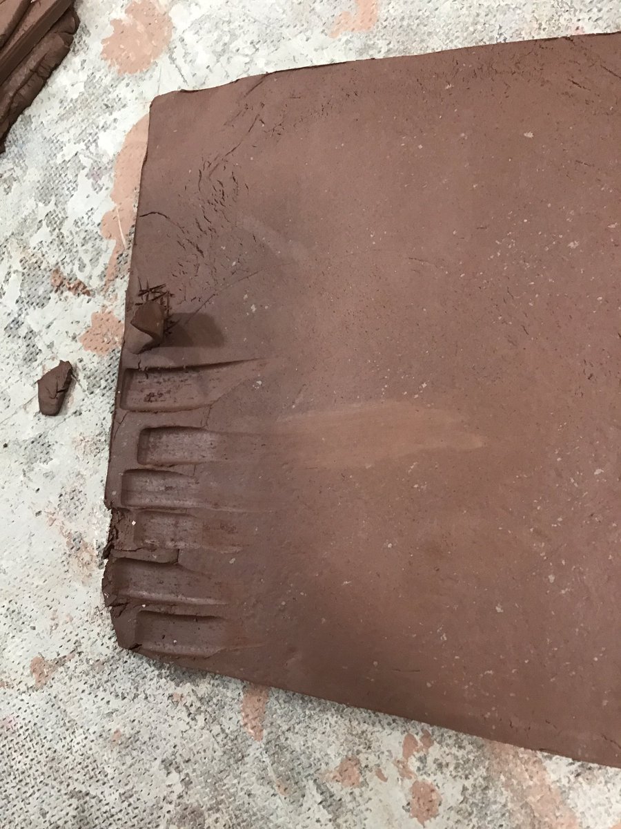 CHSArtDesign's tweet photo. Year 10 artists straight into working with clay this morning, so good to be back in the art studio with real materials! #claytherapy @CHSArtDesign @CHSMoulsford https://t.co/Z8tWtdGaLy