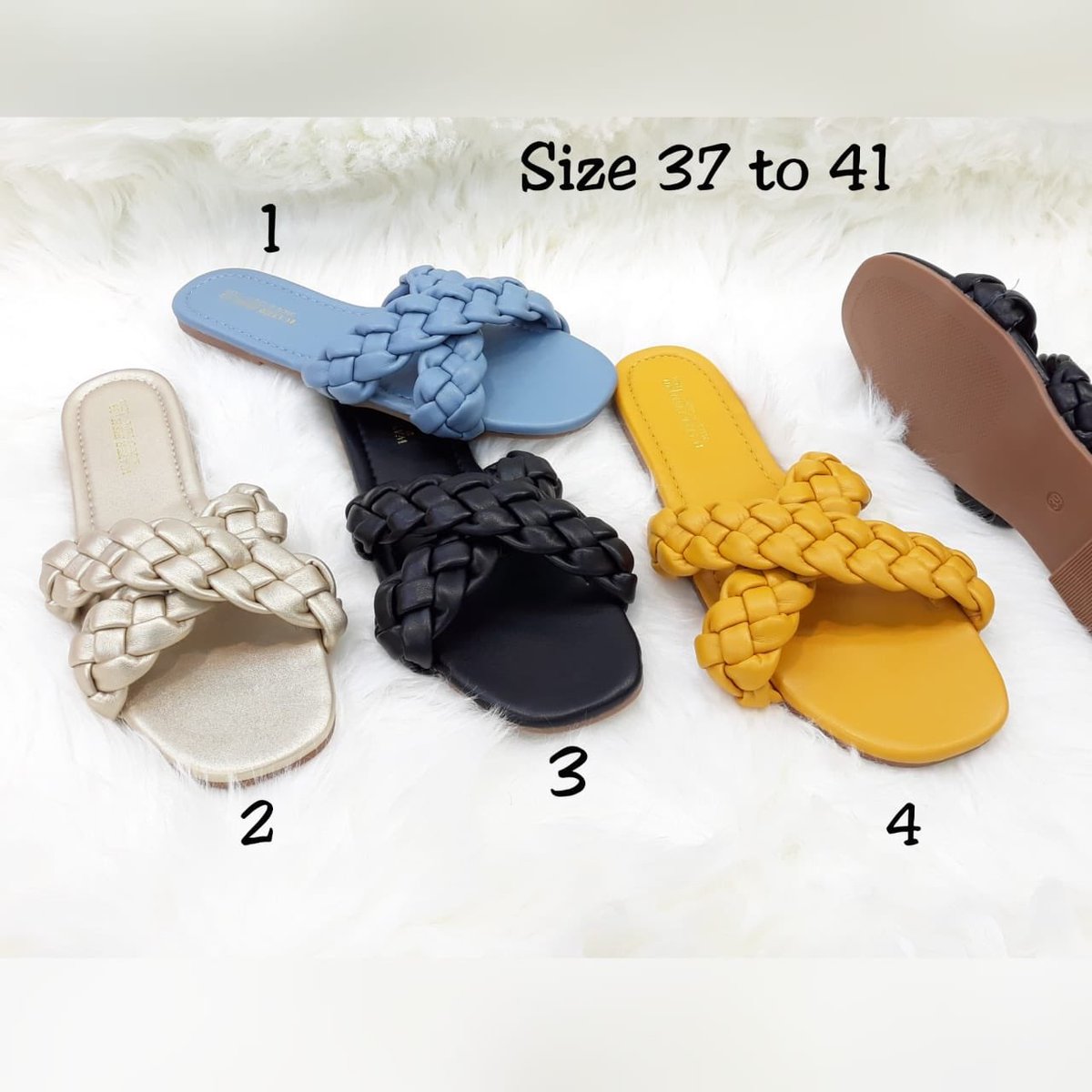 عرض ٢ ب٨ ريال
الواحد ب٥ ريال 
لطلب 91711611