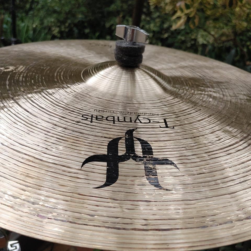 South African drummer @timrankin taking ownership of an 18" La Pasion Turca crash, to add to his 19" T-Classic. 💥

#tcymbals #cymbals #cymbaladdict #drummersofinstagram #instadrummer #drummer #drums #drumming