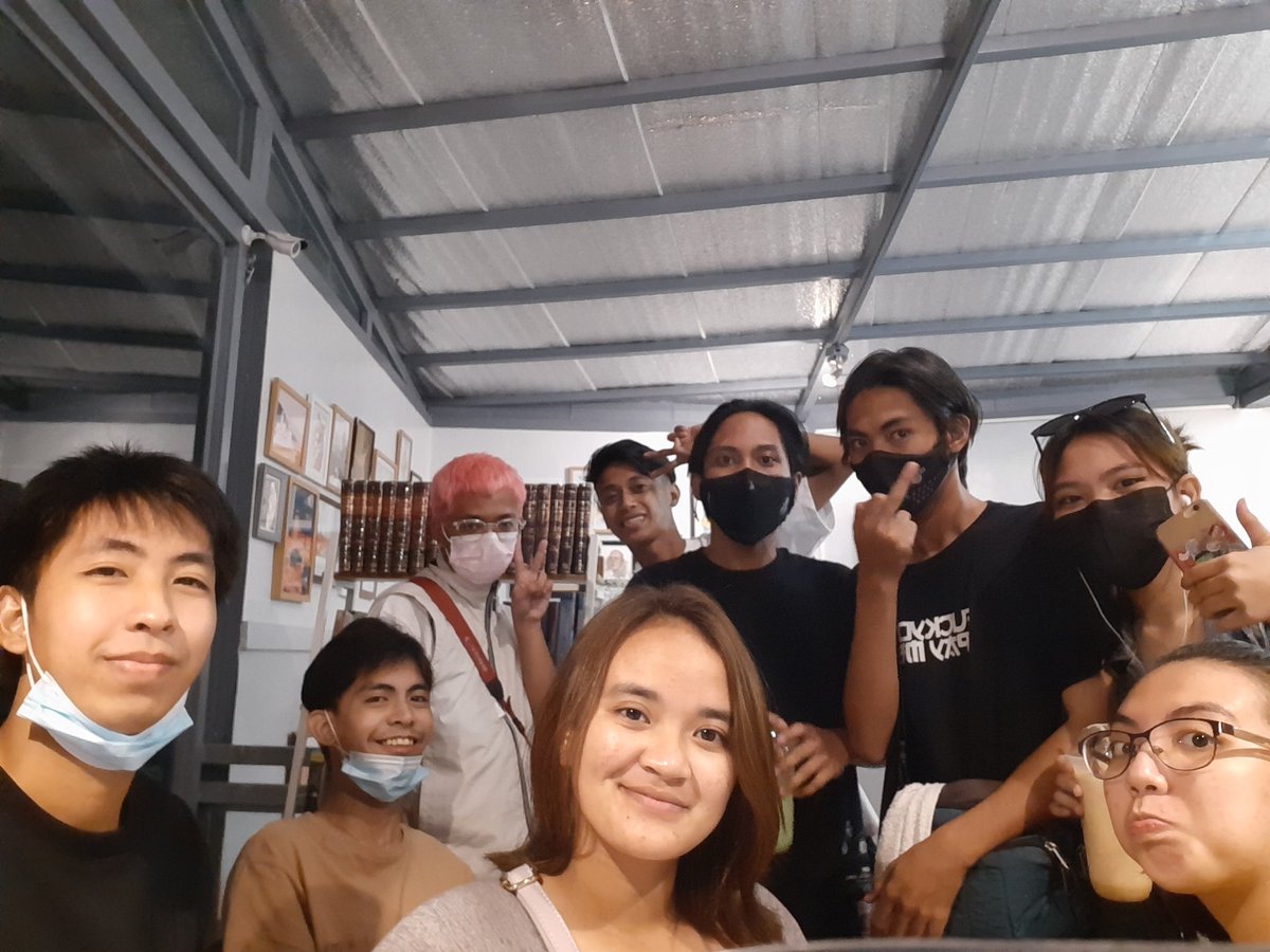 Jemimah111's tweet photo. Basta kahapon yan๐๐ค Ily all๐ sayang Di kumpleto, umuwi na iba e. Pero dabest pa din happy happy lang๐๐ฏ
#TeamKulayan https://t.co/0MyXf8BKHU