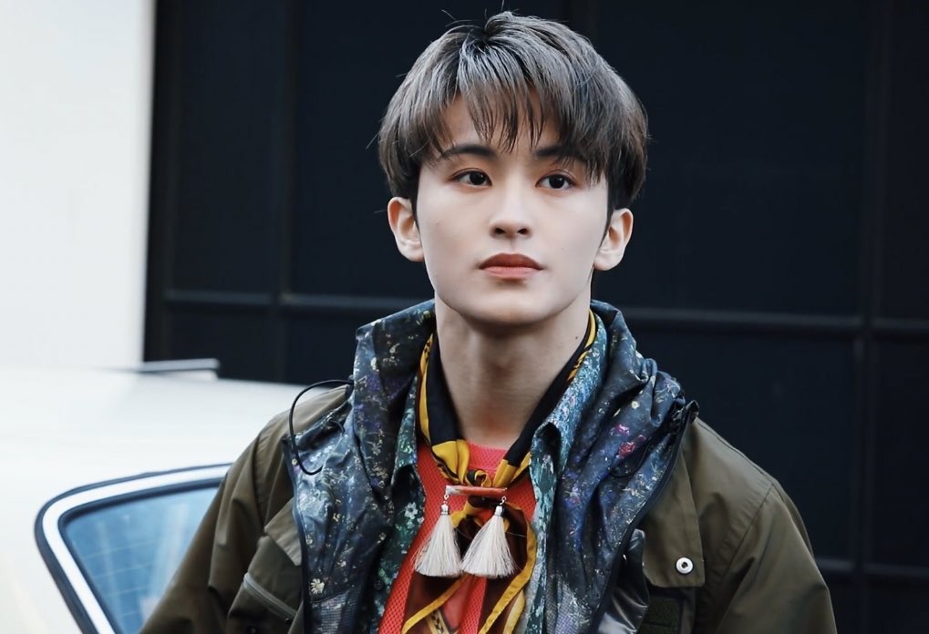 ً (@looksmkl) on Twitter photo 