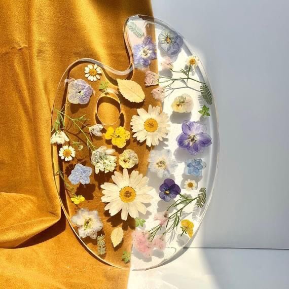 AudreyMetDarcy's tweet photo. Palette 🌼🌺🌻 | #painting #Flowers #aesthetics #beautiful #painter #spring https://t.co/pMiE5e3euY