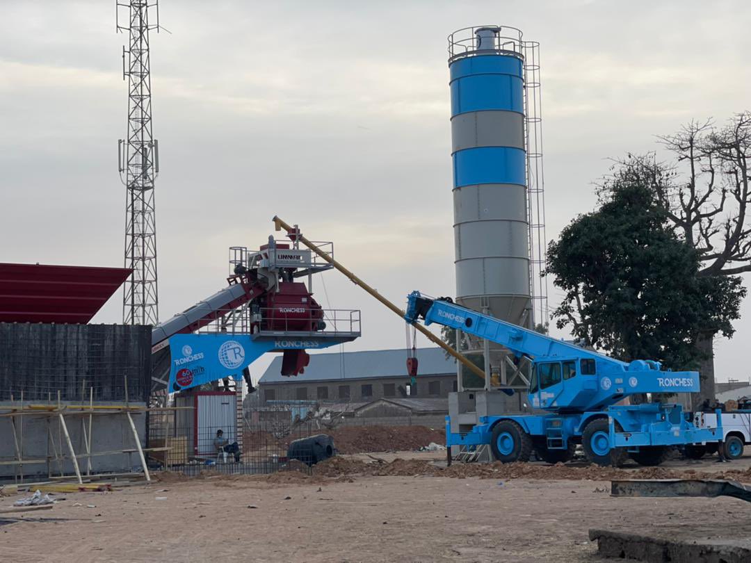 Anything worth doing 
IS 
Worth doing well 

Kaduna Project Report 
100 tonnes Cement Silo has been mounted in Kaduna for several bridge projects. 

#KadunaUrbanRenewal is a must with Mallam @elrufai 
I can see @RonchessGlobal logo 
Good work