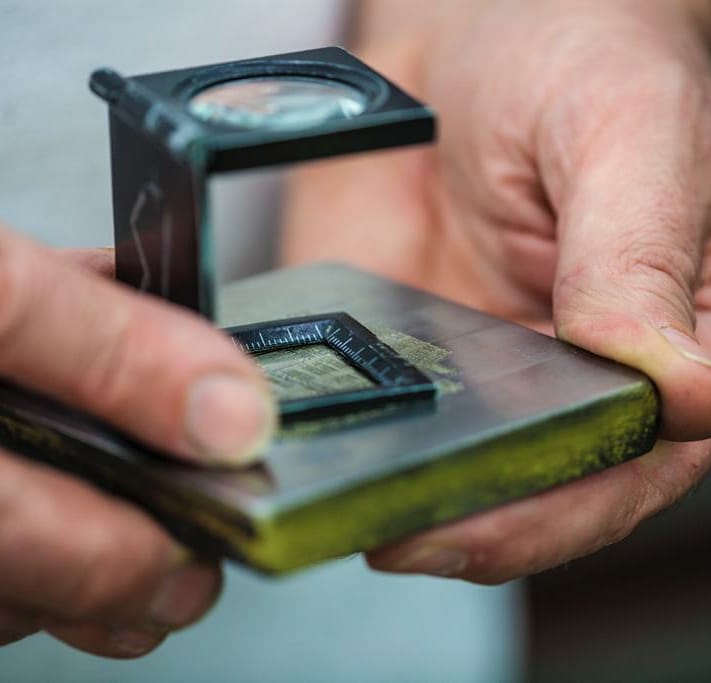 BarnardWestwood's tweet photo. Die Stamping - This highly skilled process is commonly regarded as the 'crème de la crème' of the printing world. No other process can come close to the intricate results die stamping is capable of producing.

#diestamping #printing #engraved #copperplate #intaglio #ink https://t.co/MLcBocX8Vj