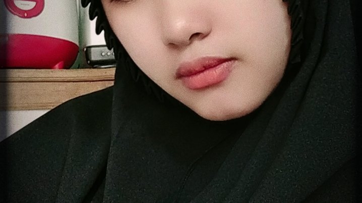 IndahKirei's tweet photo. Dihancurkan oleh keluarga
Dipatahoan oleh cinta https://t.co/P2ETTl8K6Z