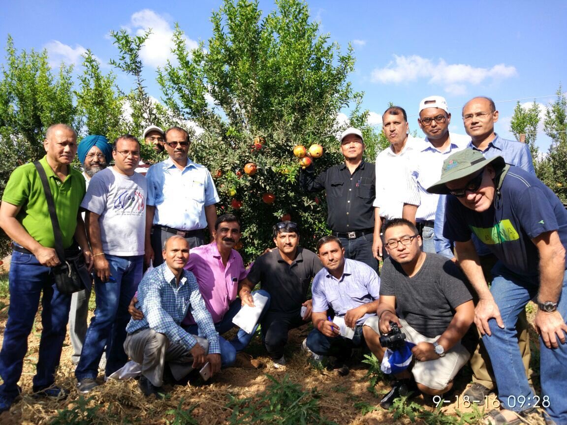 DanAlluf's tweet photo. INDIA-ISRAEL Agri-Extension #train_of_trainers 3.0: completing a state course on agriculture extension. We will train today (1)How to conduct a #field_visit, (2)What is the #tool_box of an extension officer & (3)How to develop an extension #work_plan @MASHAVisrael🇮🇳🇮🇱 https://t.co/tuHTu3Us7L