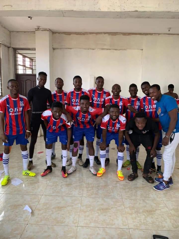 Oldpaddiesevent's tweet photo. Last sunday we had a massive football games, call us the winning team...the unbeaten team 🔥🔥🔥🔥🥰🥰💃💃💃the match we no finish am cause of light out 🥺but till we are the winning team 🥳🥳🥳
#oldpaddiesgh we dey form 🥰🥰🤟✊ https://t.co/pWsOn90pW5