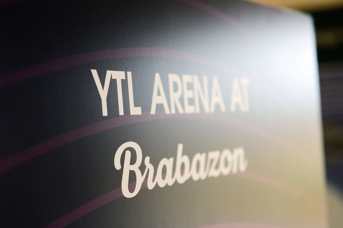 YTL_Live's tweet photo. Sign-up to our monthly newsletter to be the first to find out all the latest updates from #YTLArena Complex including:

📫News &amp; updates about the arena
🎙️#BackstageWith Q&amp;A's with industry experts
📝Job vacancies
📢Exciting announcements

👉🏽https://t.co/yDhyN9LLAu👈🏽 https://t.co/wJce118Nq1
