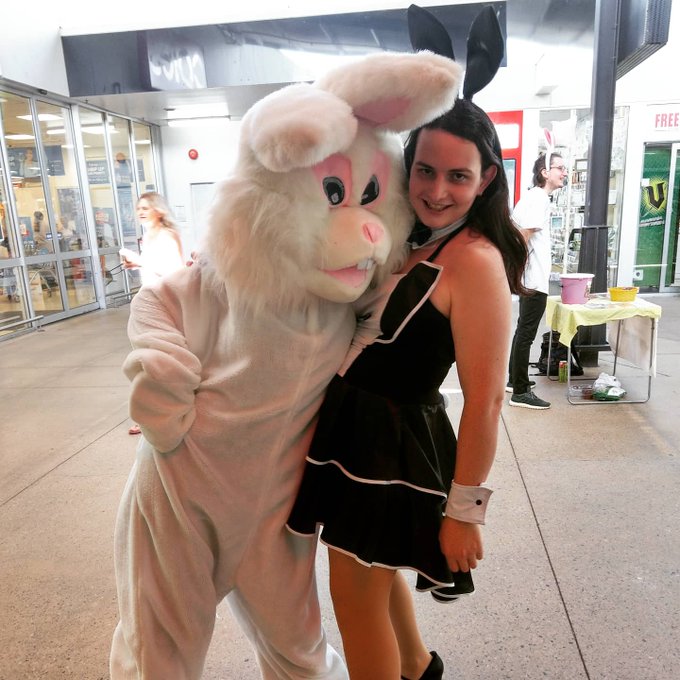 Joni Rae’s pics and videos