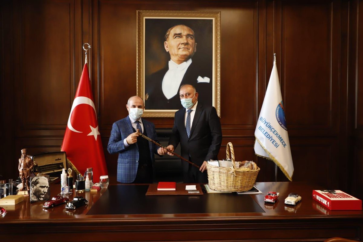 gokcebeybld's tweet photo. Belediye Başkanımız Vedat ÖZTÜRK, Büyükçekmece Belediye Başkanı Sn.Hasan AKGÜN’ ü makamında ziyaret etti.

Vedat ÖZTÜRK 
Gökçebey Belediye Başkanı
#hasanakgün #büyükçekmecebelediyesi #büyükçekmece

https://t.co/k0pgdshKi7 https://t.co/0gZadY8NNU