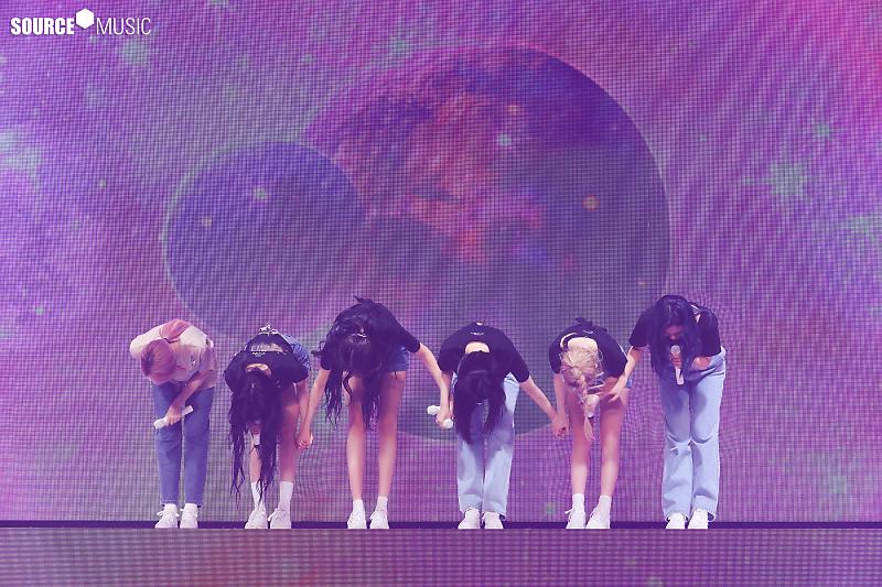 SOUHITINA's tweet photo. @GFRDofficial 🎞 #G_POST | GFRIEND Online Concert #G_CON Behind (7)
#GFRIEND #여자친구 @GFRDofficial https://t.co/EX3sUtCAKn