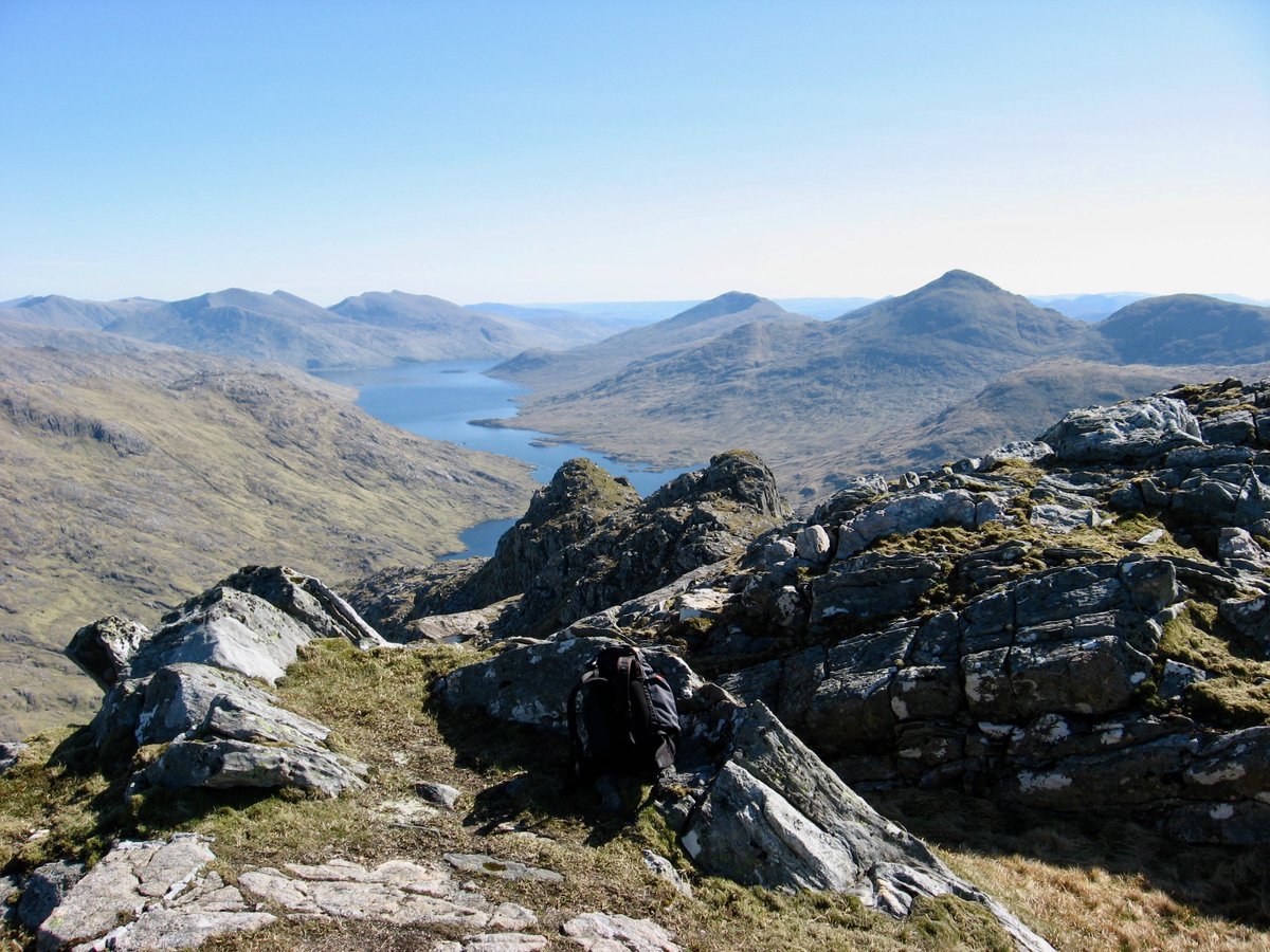 MunroMoonwalker's tweet photo. @mtnsofscotland I had a heatwave day for this one, 10 hours in and out from Kinloch Hourn road #corbetts #roughbounds https://t.co/gsOZY3wxhe