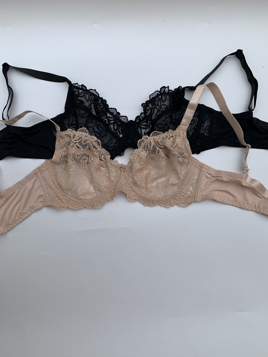 GarnetsVale's tweet photo. lace non- padded bra
Available in both colors
Black and Nude
Sizes- 40D
Price- 6500
.
.
.
.
.
#abujababes #abujalingeriestore #abujaevents #weddingsinabuja #nothernhibiscus #hausaroom #kayanmataabuja #kayanlefe #kayanlefepackaging #bridalshowerabuja #abujabrides https://t.co/OTbwtIRZfj