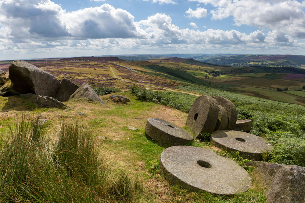 peakdistrict's tweet photo. #OutdoorsIndoors

Iconic millstones at Stanage Edge! 😍

Ever wondered why there are so many millstones in the #PeakDistrict? 🤔
👉 https://t.co/o9X34JHc9p

#PeakDistrictProud #PeakDistrict70 https://t.co/UuJbHE1sNT