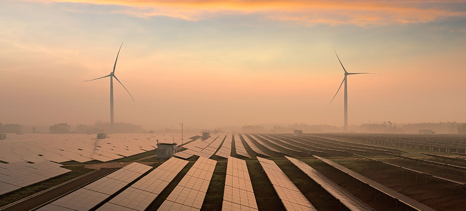 Japan has pledged climate-neutrality by 2050. On the 10th anniversary of the #Fukushima disaster, a report by LUT &amp; <a href="/ChristianOnRE/">Christian Breyer 🦣</a>, 
@RenewableEI_EN and 
<a href="/AgoraEW/">Agora Energiewende</a> shows that reaching zero emissions by 2050 based solely on RE is affordable.

➔ Learn more: bit.ly/3esHT3P