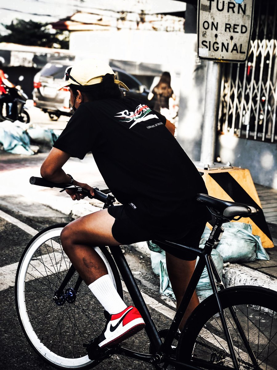 theseared's tweet photo. Casual drips avenue. 
spectre®

available at https://t.co/6kExZRYgri

Free delivery within Metro Cebu
Follow us on IG https://t.co/3bsGPCKEe6 https://t.co/POmKrhsSwo