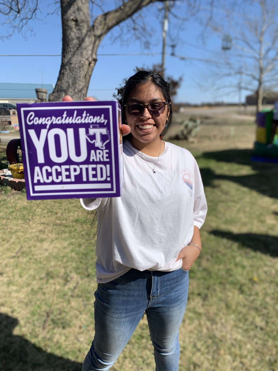 Alexis Gomez has been accepted into Tarleton University! Way to go Alexis! 🎉😍