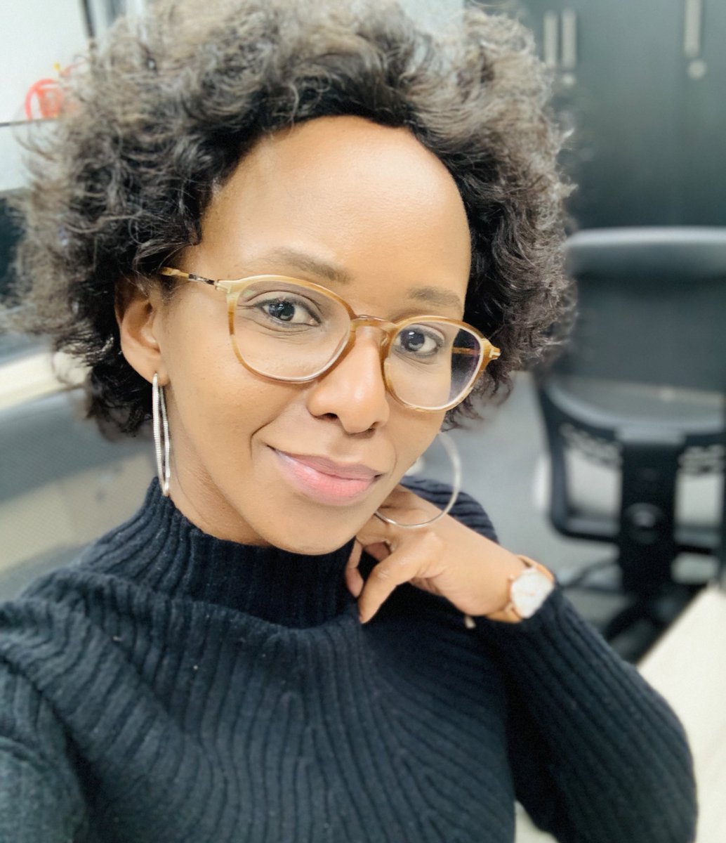 S_Morake's tweet photo. She's pretty🤎 https://t.co/UGrAVcNDsA
