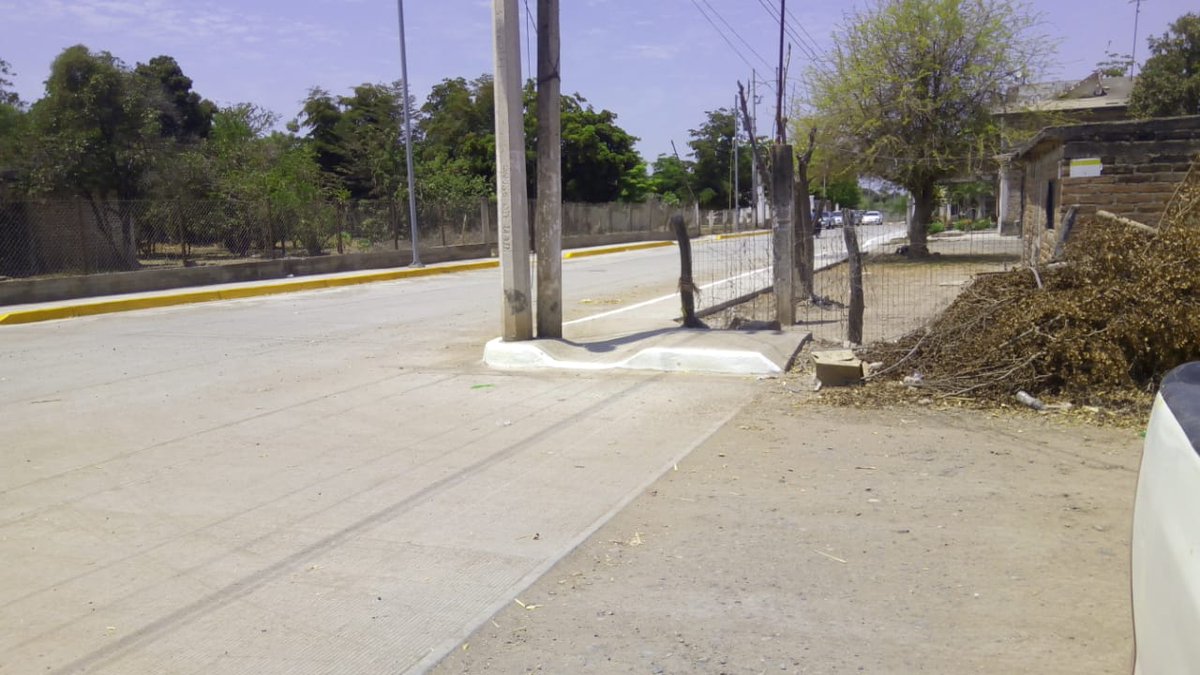 SinaloaSop's tweet photo. El Portugués de Gálvez en Guasave cuenta ya con moderna calle pavimentada con concreto hidráulico.
Obra de impacto para los vecinos con el apoyo del gobernador @QuirinoOC 
https://t.co/ZlxYOqmRWB https://t.co/5GdIM3BeiJ