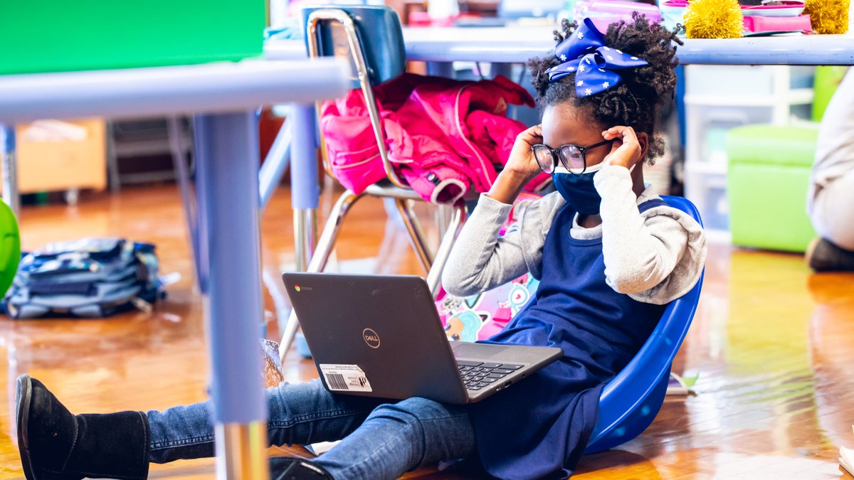 .<a href="/GoogleForEdu/">Google for Education</a>’s digital tools play an important role in your child’s in-person or remote classroom; learn how you can help them navigate these resources with our training videos: bit.ly/2NYVtR8