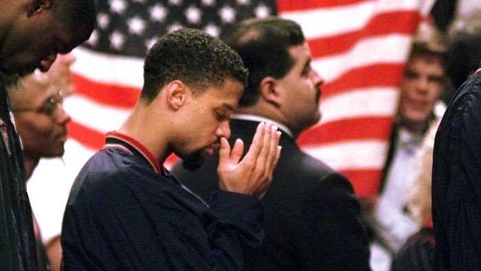etanthomas36's tweet photo. Happy Birthday to the ultimate Athlete Activist Mahmoud Abdul-Rauf 
Much Respect 👊🏾👊🏾👊🏾 https://t.co/k0SiWnG9V8