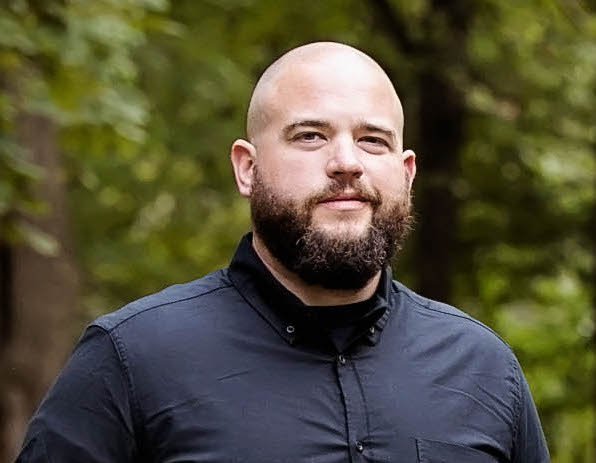 KAAA_KyAD's tweet image. Congratulations to @EstersJason  at @WCAthleticDept 
 for being named the 4th Region Athletic Director of the Year @bgdailynews @WC_Dragons @BGLocal @wbkosports @NateInSports