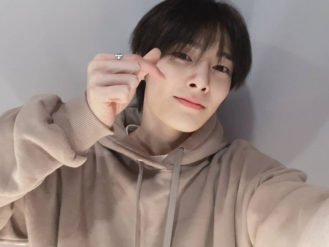 StrayKids_C9's tweet photo. [INSTAPOST]
03.09.21 || @/realstraykids

#StrayKids #스트레이키즈 
@Stray_Kids https://t.co/BwOuKJcXJe