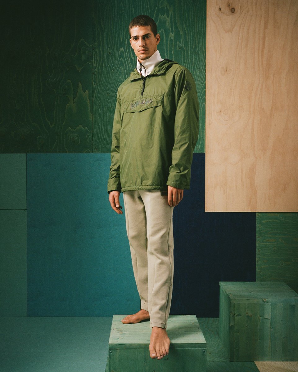 Napapijri's tweet photo. Back and ready to rejoin the fight for sustainable fashion, the SS21 season’s take on our iconic silhouette brings us a 100% recyclable, golden standard Circular Rainforest Jacket.
.
#Napapijri #SS21 #ChooseFuture #RainforestJacket #CircularDesign https://t.co/NIN3PyvTpk