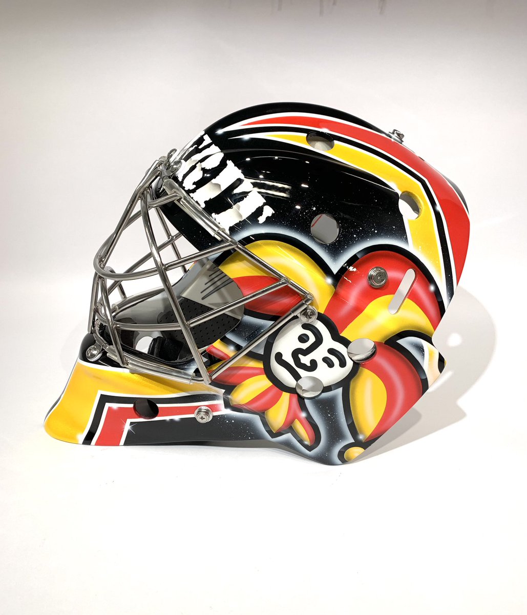 TemeDesign's tweet photo. -Joker Seb-
Sebastian Katajainen
Team: Jokerit U20
Mask: Bauer 960
2020

Vielä viime vuoden maskeja. Neljäs maski Jokereille ja tämä meni U20 joukkueeseen. Hain hieman erilaisuutta mustalla pohjalla ja se toimi mielestäni hyvin. @jokerithc #Jokerit #Helsinki #temedesigns https://t.co/hsbNFHFNDV