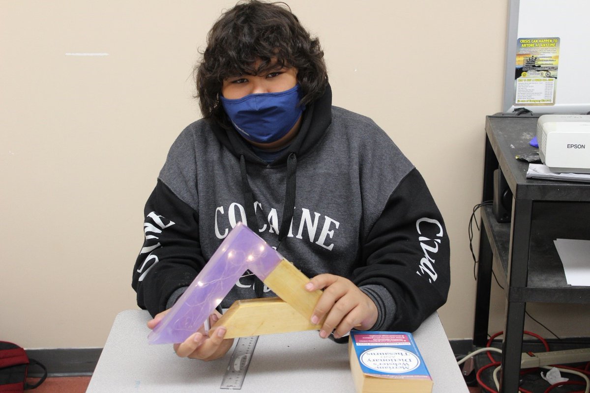 WikyBoardEd's tweet image. NISHKE! Check out these amazing creations that the @wasseabinwhs technology class created. #WiikwemkoongProud #TechnologyClass #woodworking