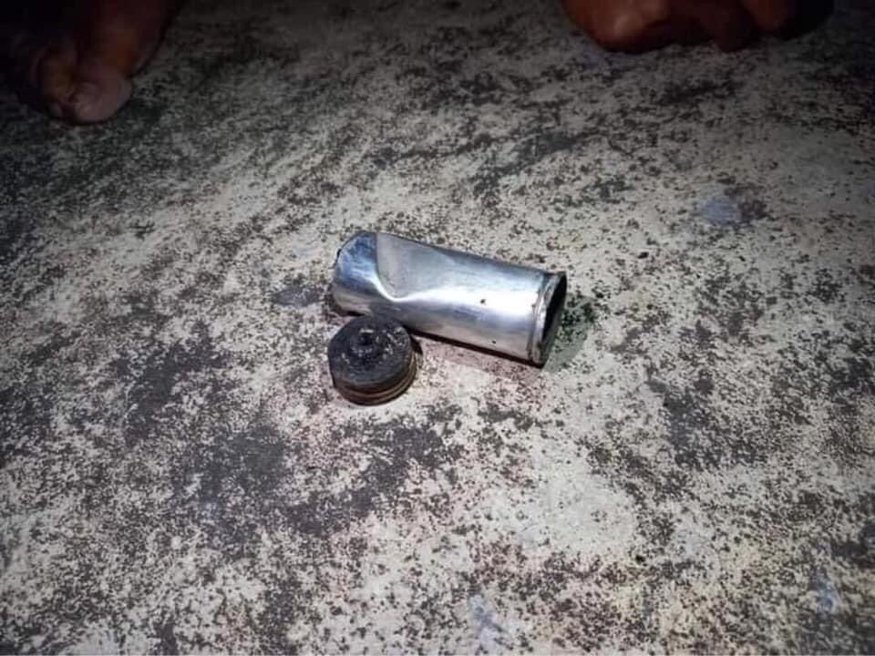 NariPhyo's tweet photo. Mass Shooting in Dawei; Residents , pedestrains all who were outside home , were shot by a group murderers though it wasnt even curfew time. How do we suppose to live if they r trying to kill us all the time?

RELEASE THE ARRESTED
#Mar9Coup
#WhatsHappeningInMyanmar https://t.co/MSgN46coCV