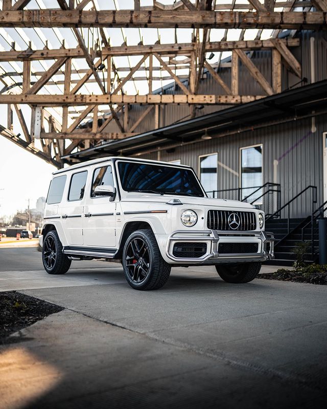 MercedesBenzUSA's tweet photo. Grace, poise and 577 horses of terrain trampling power. #G63 #AMG https://t.co/PkKrbvmGNy