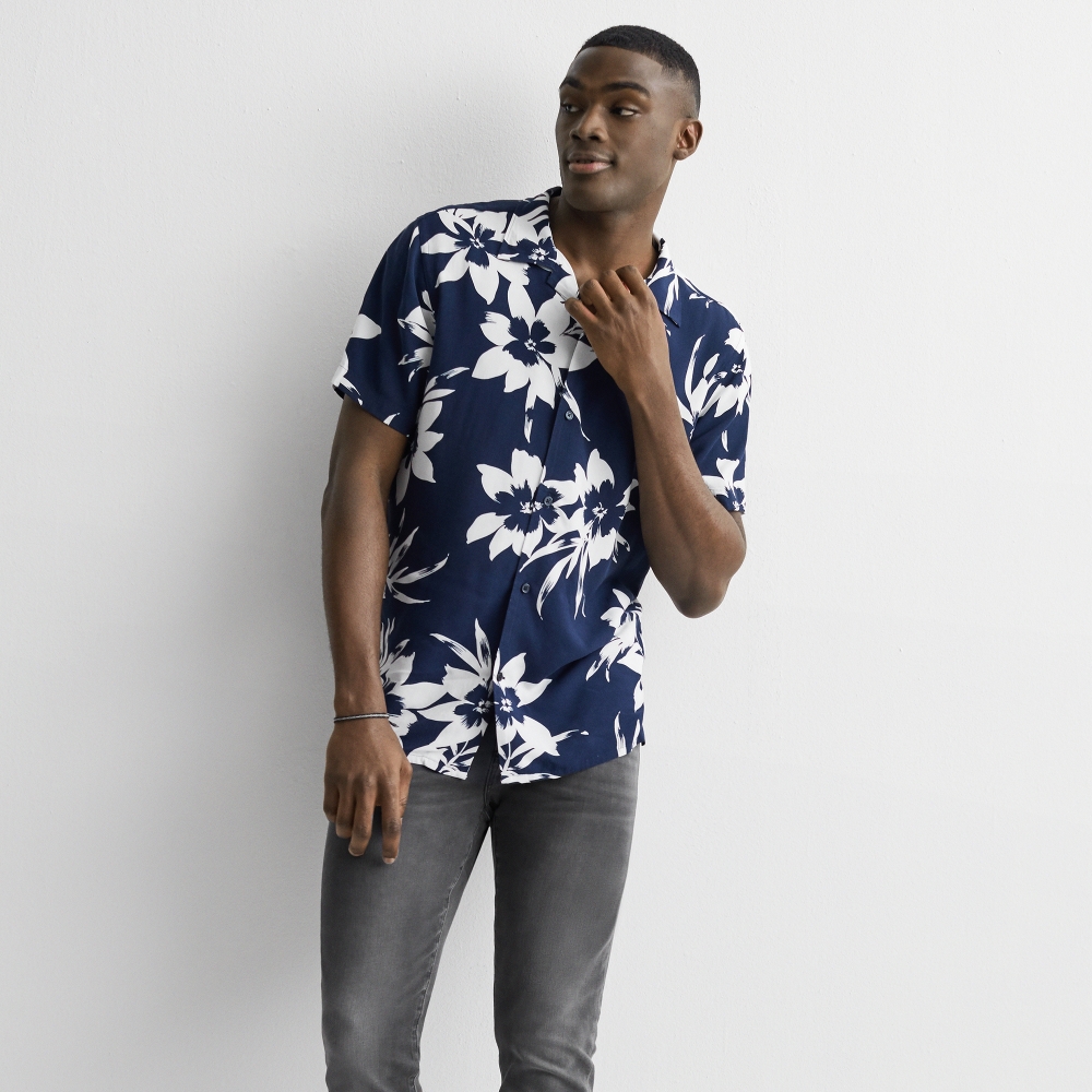 EXPRESS FACTORY OUTLET
All Jeans BOGO Free at Express Factory Outlet!
#sanduskymall