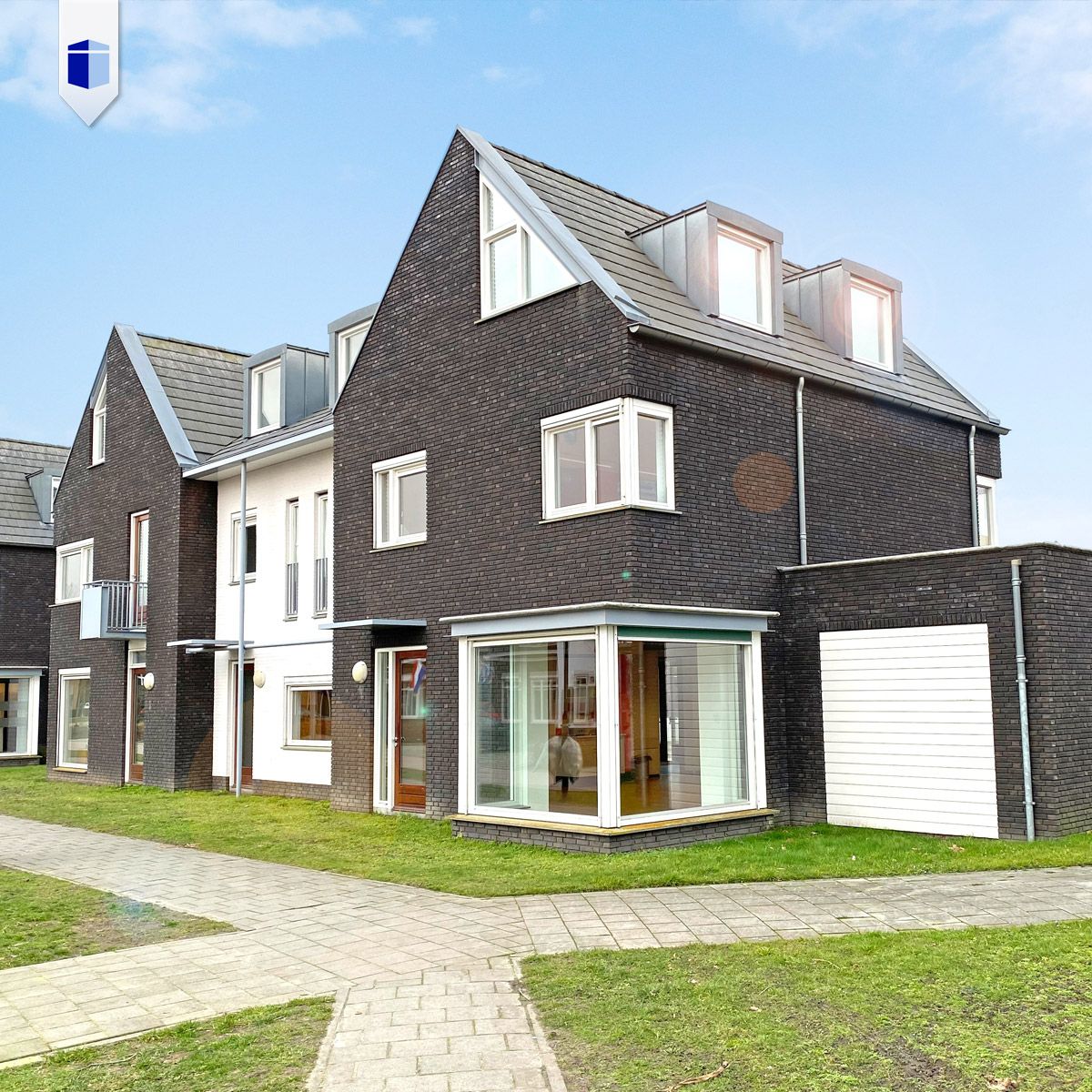 Interveste tweet media