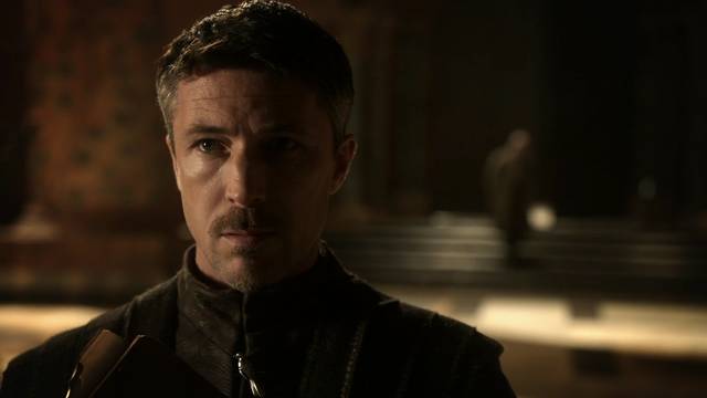 Lisaonthesofa's tweet photo. Discorso #Conte vs discorso #Draghi
#lockdown
#GameOfThrones
#lockdowniscoming https://t.co/2NBgW9je7s
